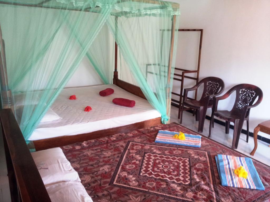 Rainbow Guest House Mirissa Ngoại thất bức ảnh